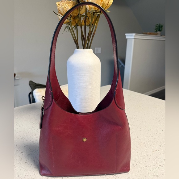 Burgundy Coach Brooklyn 28 - Picture 2 of 11